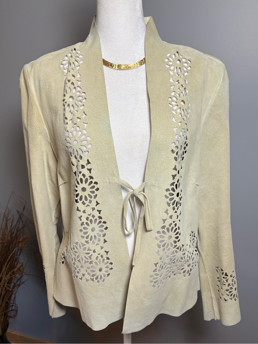 CAbi 100% Leather Floral Laser Cut Jacket L